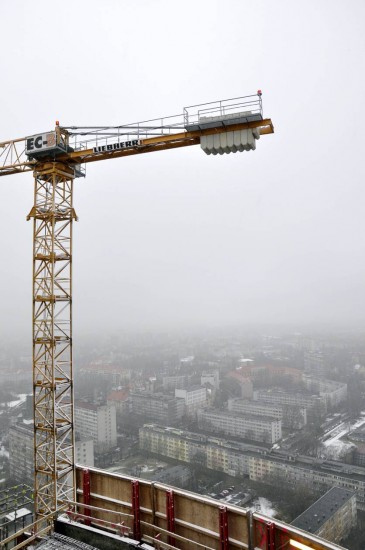 Sky Tower ma ponad 100 metrów (Zobacz) - 1