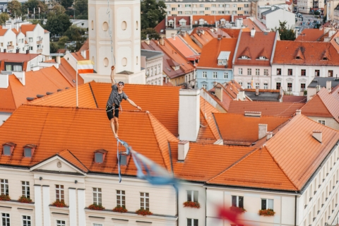 Niezły cyrk! W Oleśnicy weekend z kuglarzami, klownami i akrobatami - 7