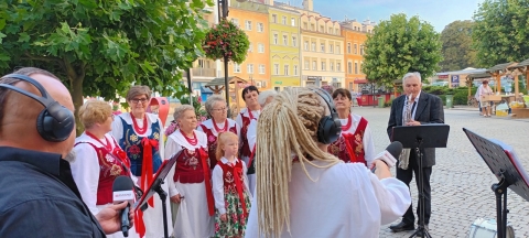 DRJ: Międzynarodowy Festiwal Folkloru w Strzegomiu [ZDJĘCIA] - 19