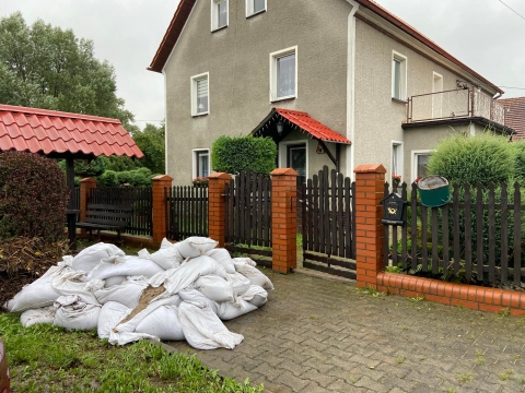 "Pomoc przyszła za późno" - skarżą się mieszkańcy zalanych miejscowości (AKTUALIZACJA) - 13
