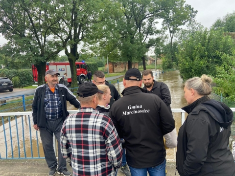 Dramat mieszkańców gminy Marcinowice. Trudna sytuacja także w okolicach Sobótki [ZDJĘCIA, OSTRZEŻENIE] - 16