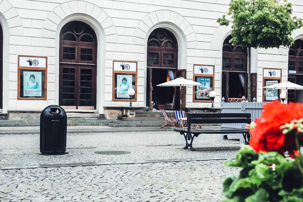 "Teatr jest do życia niezbędnie potrzebny". Legniczanie bronią legnickiej sceny - Teatr im. Modrzejewskiej, fot. archiwum radiowroclaw.pl 
