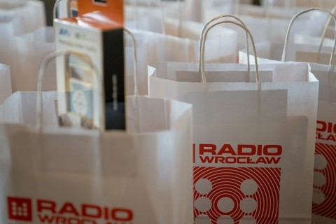 Studenci z Ukrainy otrzymali cyfrowe radioodbiorniki od Radia Wrocław - 9