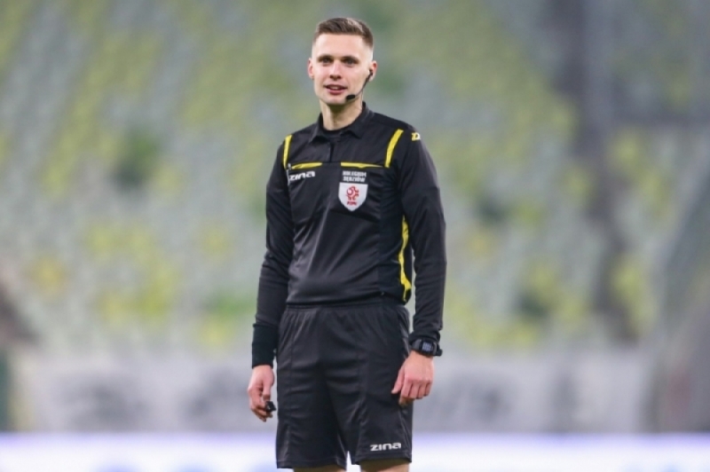 Damian Sylwestrzak w gronie arbitrów międzynarodowych - fot. pzpn.pl