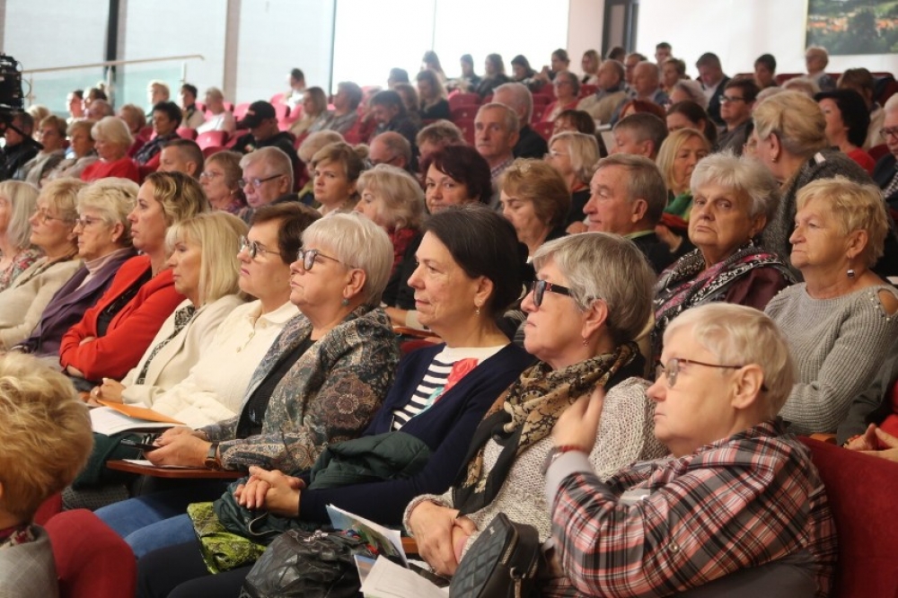 Aktywni seniorzy z Dolnego Śląska obradowali w Wałbrzychu - fot. Barbara Szeligowska