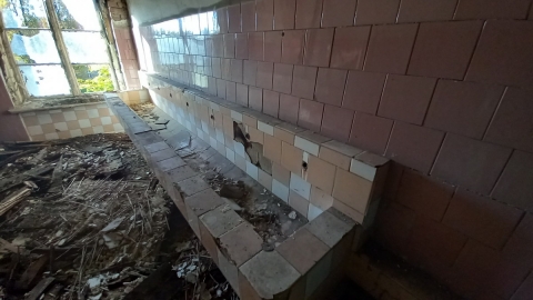 To ostatni nieodremontowany budynek posowieckich koszar w Legnicy [ZDJĘCIA] - 4