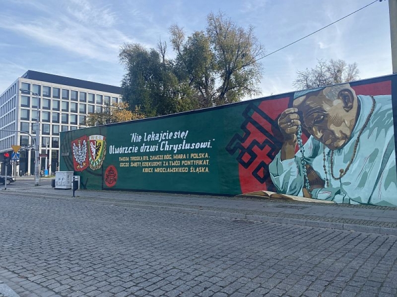 Co dalej z muralem przy Ostrowie Tumskim we Wrocławiu? - fot. Jakub Dworzecki