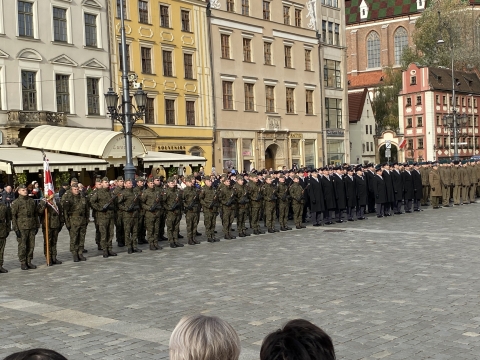 Uroczysty apel wojskowy w centrum Wrocławia - 3