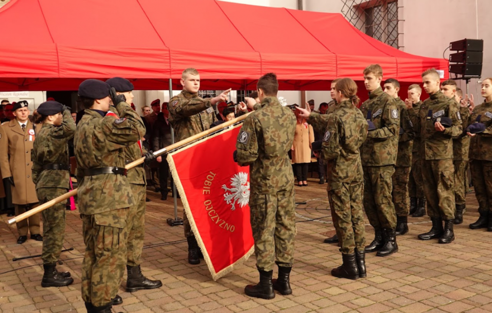 Święto Niepodległości w Lubaniu – fot. Piotr Słowiński