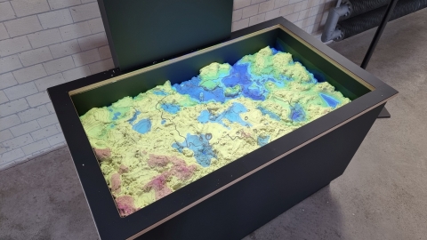 W Wałbrzychu otwarto miniaturową wersję Centrum Nauki Kopernik - 6
