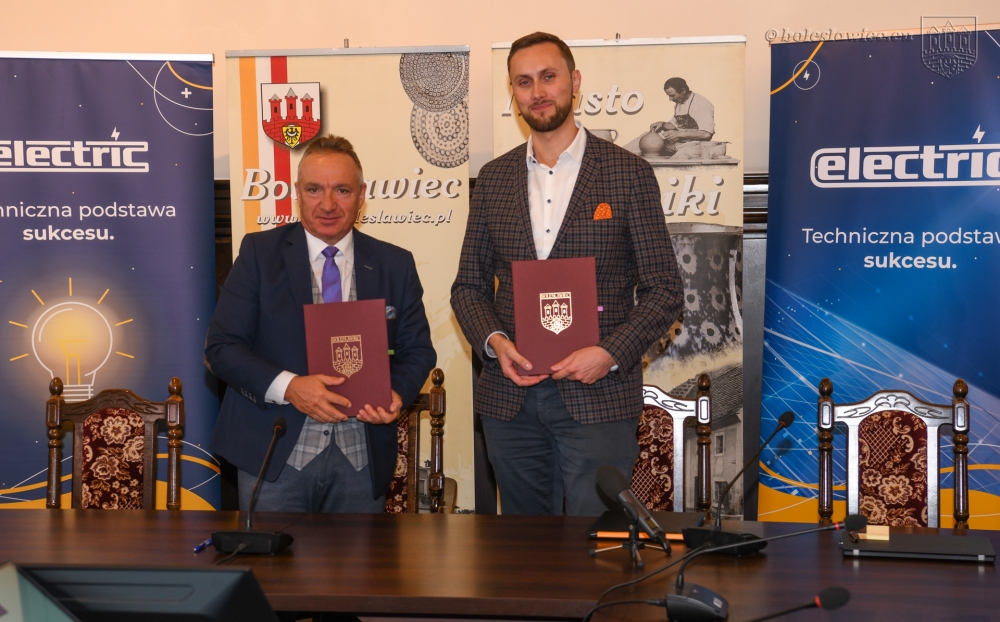 "Oszczędne, ale i inteligentne". Bolesławiec ucieka przed cenami prądu - (fot. miasto.bolesławiec.pl)