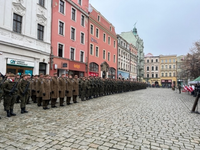 Dolnośląscy Terytorialsi rosną w siłę. Dziś dołączyli kolejni żołnierze - fot. Aleksander Ogrodnik