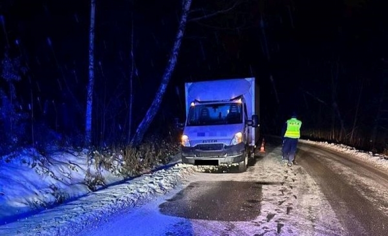 Zastawił drogę pijanemu kierowcy. Kurier miał 3 promile alkoholu w organiźmie - Fot: dolnośląska policja