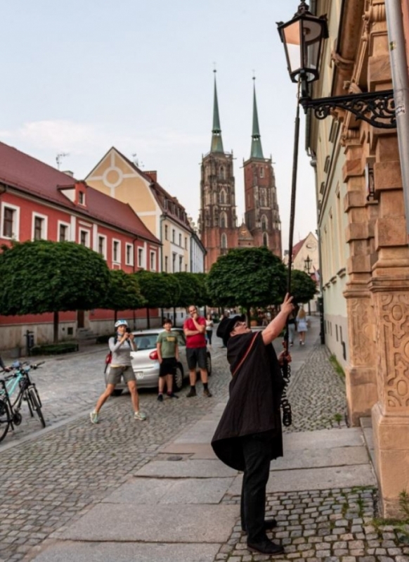 Nietypowa oferta pracy we Wrocławiu. Trwają poszukiwania latarnika  - fot. ZDiUM