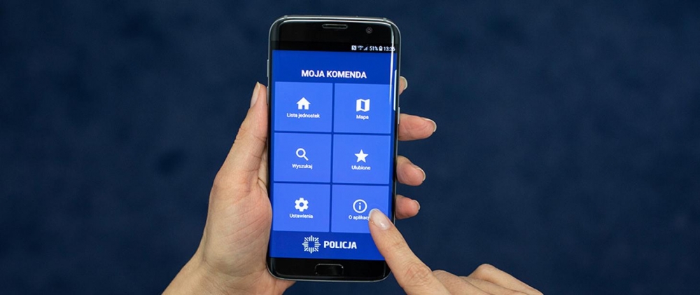Moja Komenda - specjalna aplikacja ułatwi kontakt ze stróżami prawa - fot: MSWiA