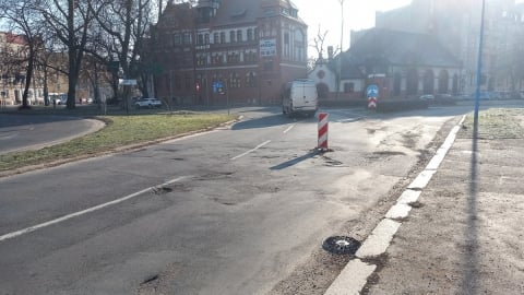 Drogi w Legnicy dziurawe jak ser szwajcarski [FOTO] - 3