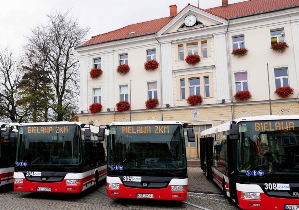 ZKM Bielawa zmienia się w Sowiogórskie Autobusy - fot. Andrzej Hordyj/FB