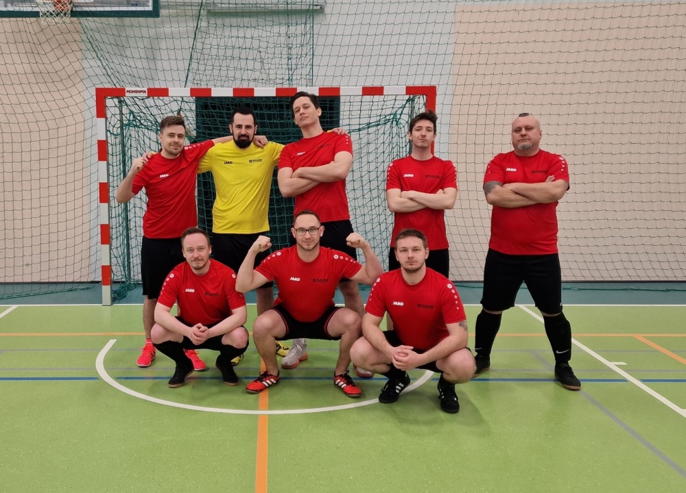 Ekipa Radia Wrocław ponownie wybiegła na piłkarskie boisko. Takiej sportowej zabawy – nigdy dość - Fot: Beata Makowska