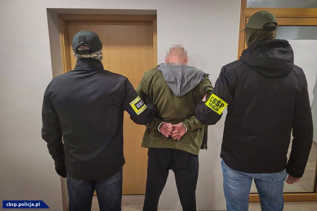 Funkcjonariusze CBŚP i Służby Więziennej rozbili zorganizowaną grupę przestępczą - fot. Policja