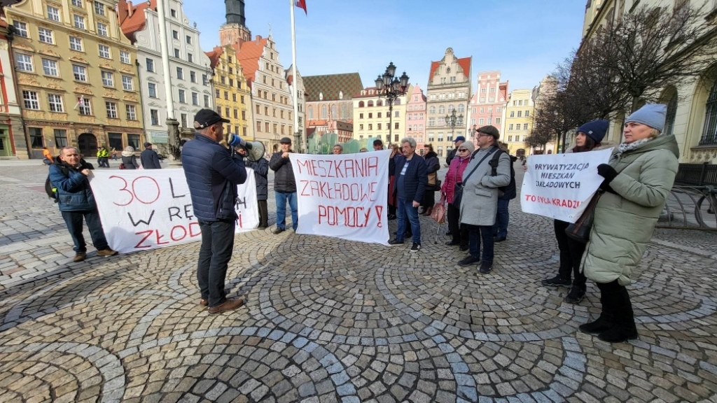 Co dalej z wrocławskimi mieszkaniami zakładowymi - Fot: Jakub Ciołko