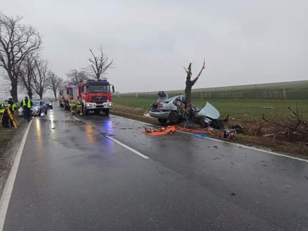Tragedia w Stanowicach. Nie żyje jedna osoba - Fot: Komenda Powiatowa Straży Pożarnej w Świdnicy