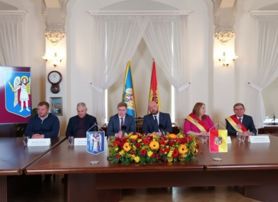 Wrocław i Kij&oacute;w miastami partnerskimi