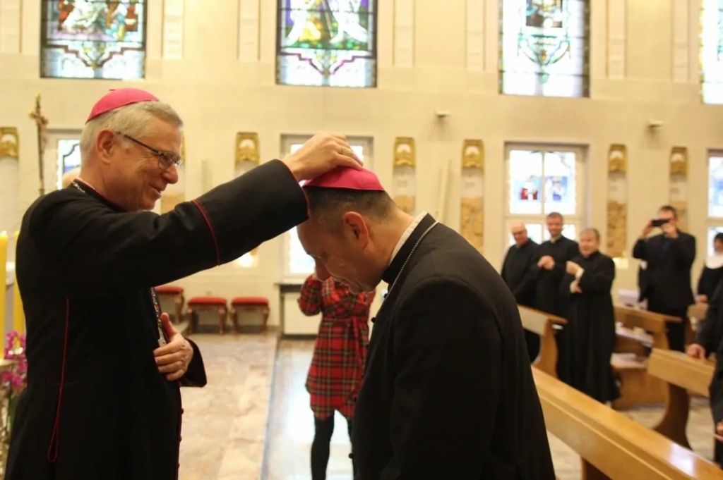 Legnica: 15 kwietnia święcenia biskupie ks. Piotra Wawrzynka - fot. Legnicka Kuria Biskupia