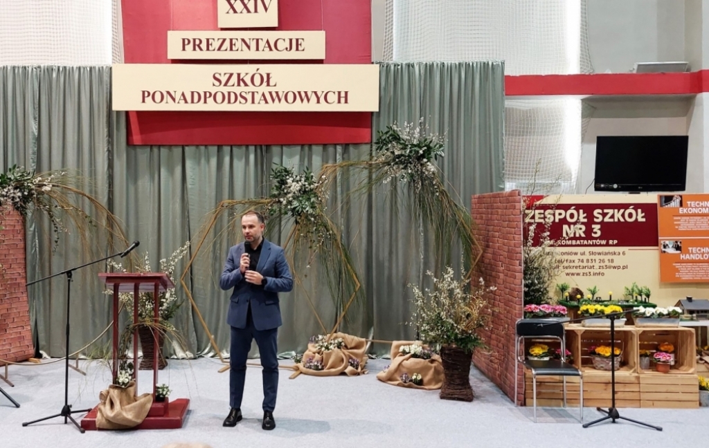Szkoły ponadpodstawowe prezentują się w powiecie dzierżoniowskim – fot. materiały prasowe