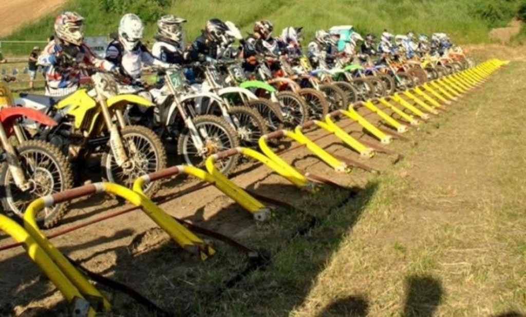 Złodzieje zniszczyli tor motocrossowy pod Lubaniem - klub szuka 15 tys. zł - fot. MX Lubań