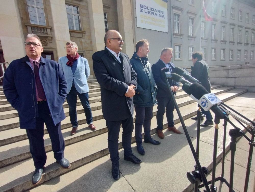 Bezpartyjni Samorządowcy apelują o stałe źródła dochodu z podatku VAT - fot. Jakub Ciołko