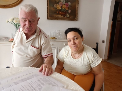 Konflikt między ZAZ a pracownicą. "Przypinał mnie tak mocno pasami, że nie mogłam oddychać"