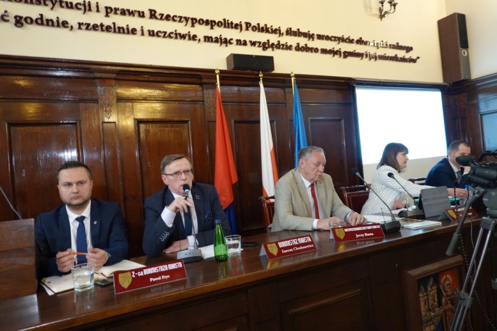 Brać kredyt, czy nie? Czyli spór o przebudowę zalewu w Kamiennej Górze - fot. Piotr Słowiński