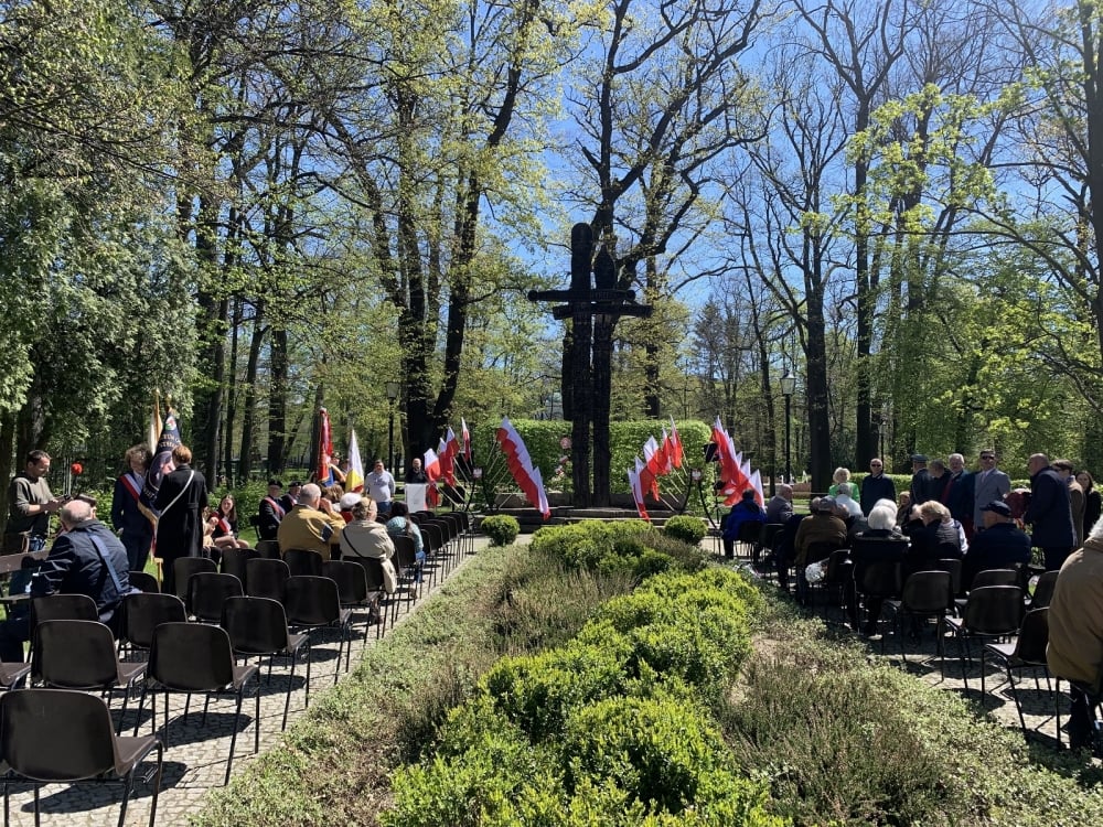 Jelenia Góra uczciła 78. rocznicę zakończenia II Wojny Światowej - fot. Jakub Thauer