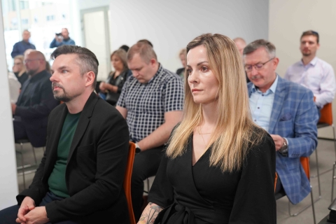 "Innowacyjne rozwiązania na rzecz służby zdrowia" - 10