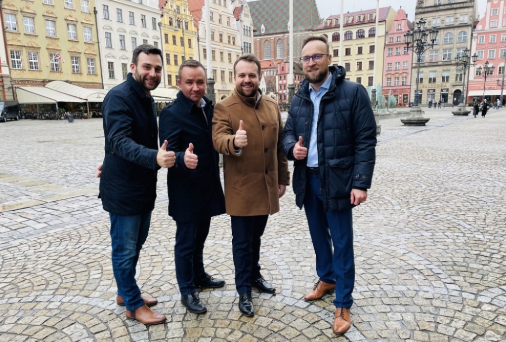 Ruch Marka Materka przedstawia się mieszkańcom Dolnego Śląska - fot. Ruch Marka Materka