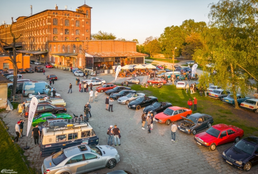 Noc Muzeów z klasyczną motoryzacją - fot. Jakub Krogulec / Klasyczna Strefa Wrocław