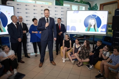 Minister Cieszyński ogłosił start konkursu na pracownię kompetencji cyfrowych