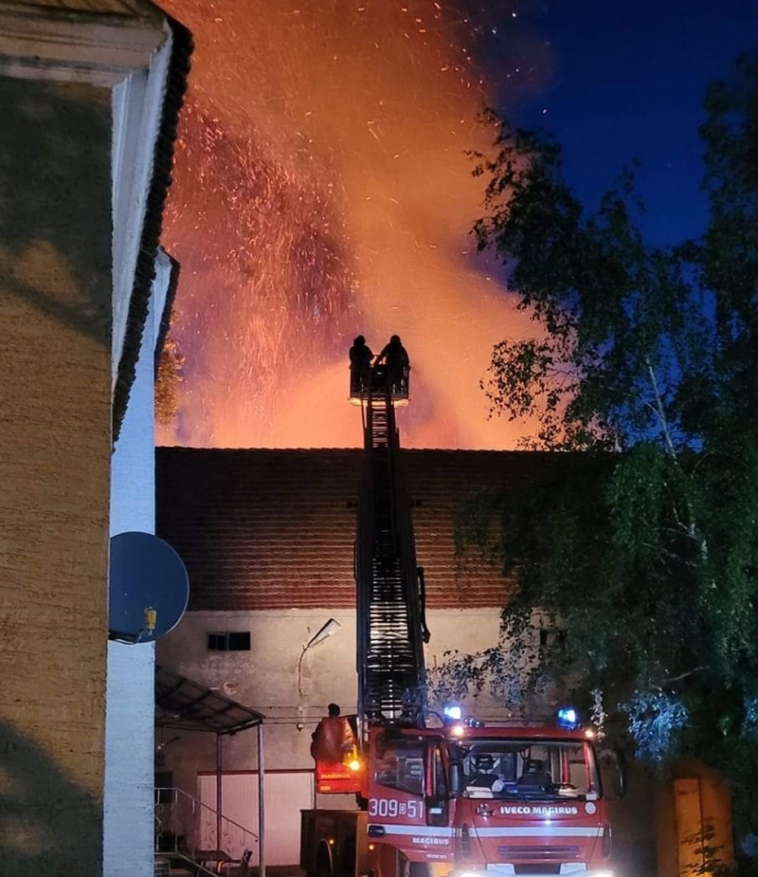 Nocny pożar na wrocławskich Wojszycach - fot. użyczone