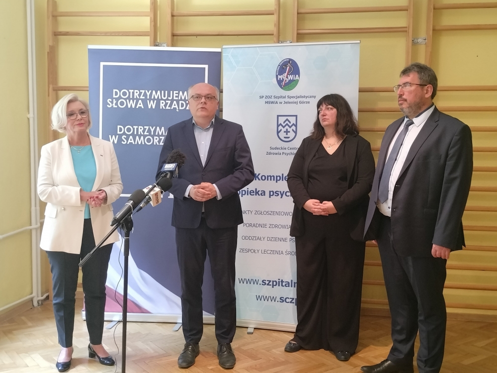 W Kowarach powstała specjalistyczna poradnia dla mundurowych - fot. Piotr Słowiński