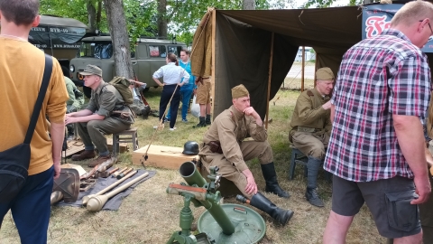Tłumy wrocławian obserwowały rekonstrukcje historyczne - 2