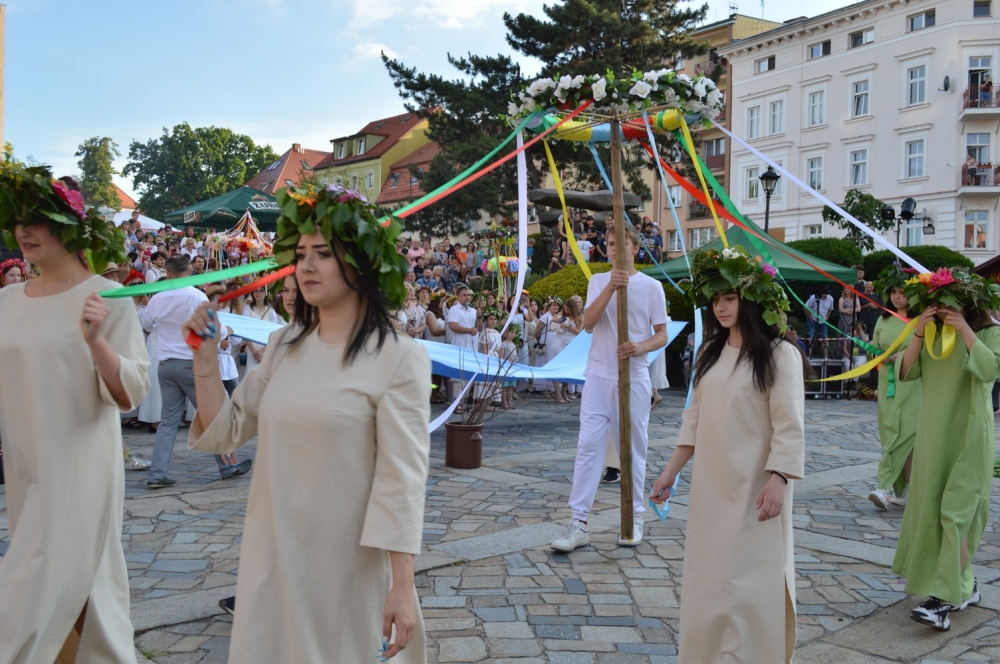 W Sobótce poczują się jak w średniowiecznym grodzisku Słowian - fot. UMWD