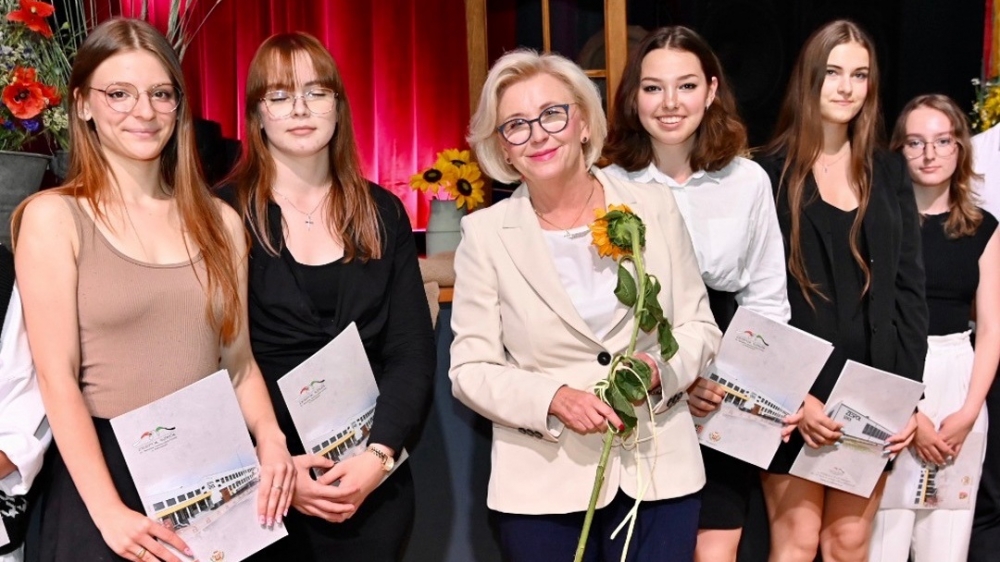Polska stawia na szkolnictwo branżowe - fot. Twitter Minister Marzena Machałek