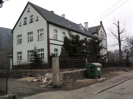 Szkoła do likwidacji - 0
