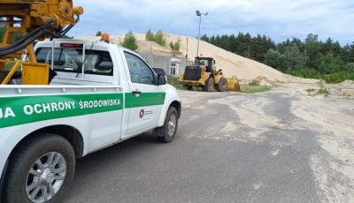 Od 3,5 miesiąca blokują wjazd na teren żwirowiska w Czernikowicach
