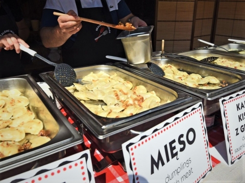 Smaki Polski i świata na wrocławskim rynku  - 1