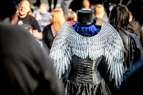 Ta impreza od 25 lat spowija Bolków mroczną muzyką - 0