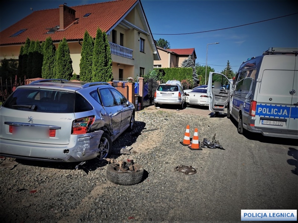 Policyjny pościg ulicami Legnicy zakończony śmiertelnym potrąceniem - fot. Policja
