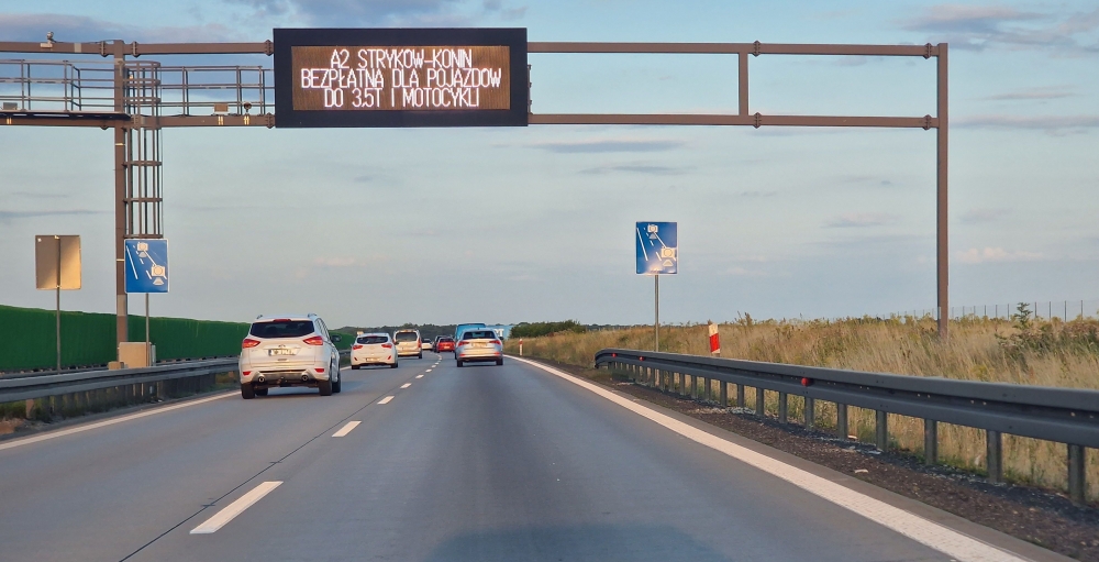 Uwaga, kierowcy. Działa już odcinkowy pomiar prędkości na odcinku A4 - fot. GN