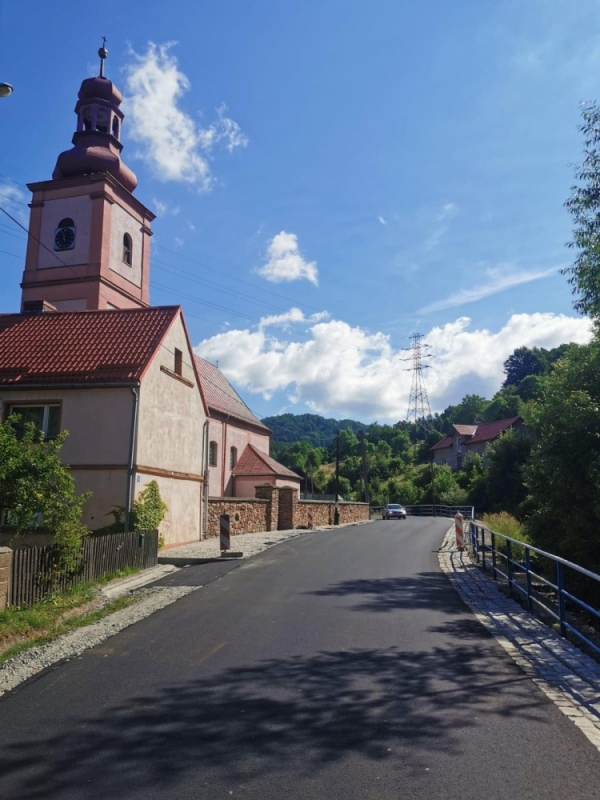 Wyremontowali kilka gminnych dróg w gminie Nowa Ruda – fot. Starostwo Powiatowe w Kłodzku