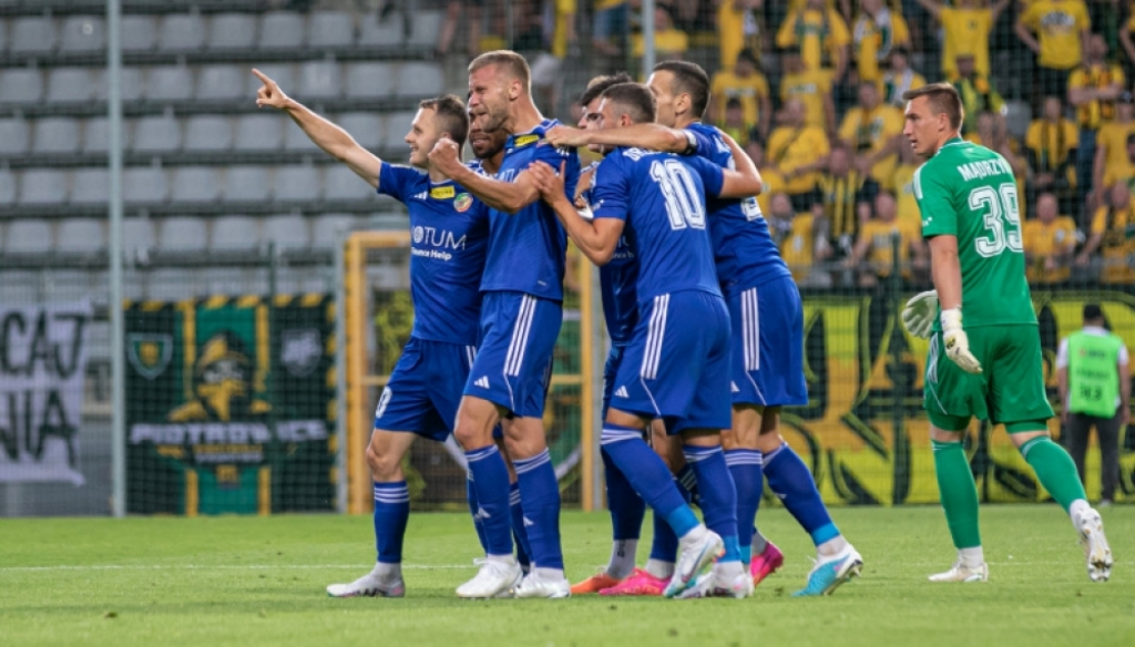 Wygrana Miedzi w Legnicy - fot. miedzlegnica.eu